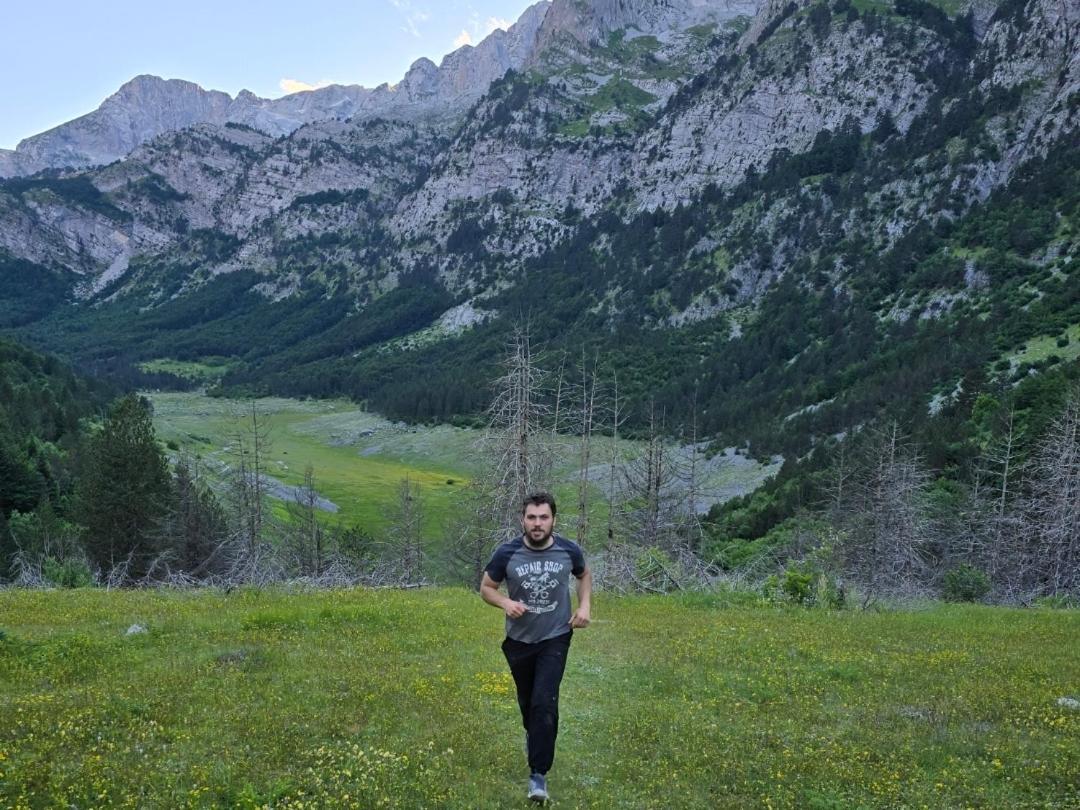 Prokletije Eko Katun Vusanje Gusinje Habitación foto